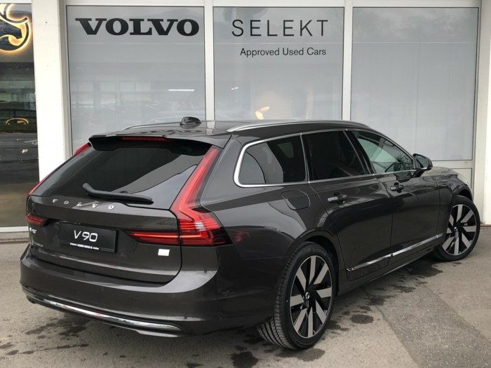 VOLVO V90 T6 eAWD Plus Bright – Bild 2
