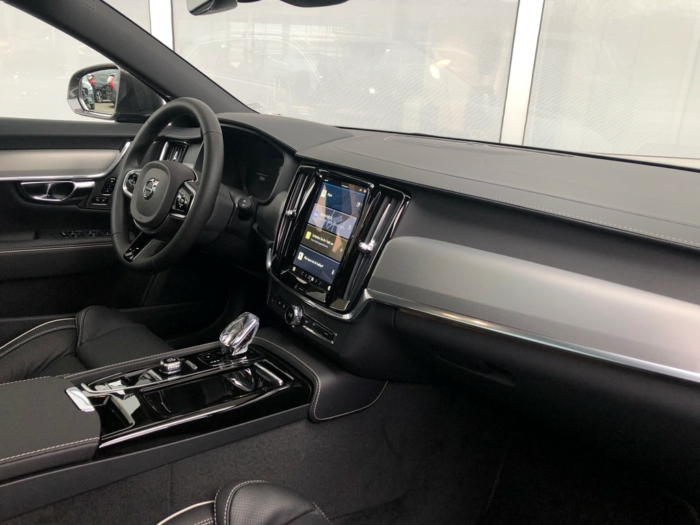 VOLVO V90 T6 eAWD Plus Bright – Bild 3