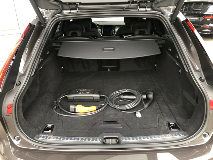 VOLVO V90 T6 eAWD Plus Bright – Bild 24