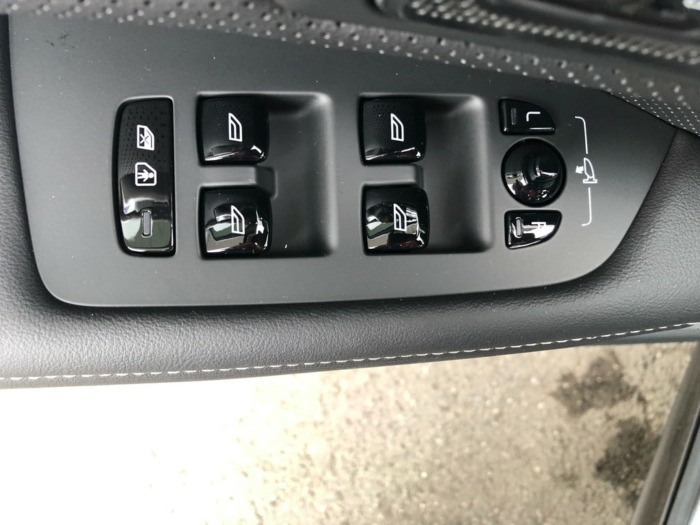 VOLVO V90 T6 eAWD Plus Bright – Bild 10