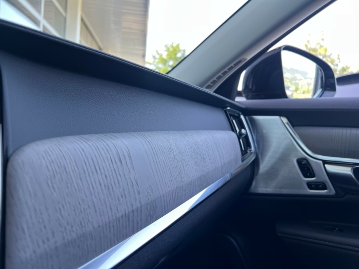 VOLVO V90 T8 eAWD XCLUSIVE Geartronic – Bild 15