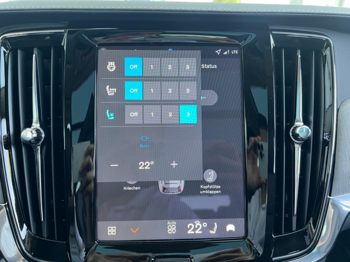VOLVO V90 T8 eAWD XCLUSIVE Geartronic – Bild 19