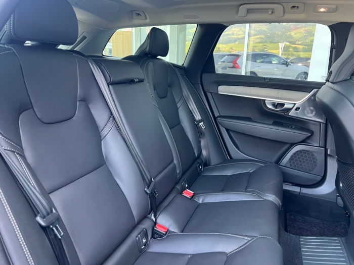 VOLVO V90 T8 eAWD XCLUSIVE Geartronic – Bild 6