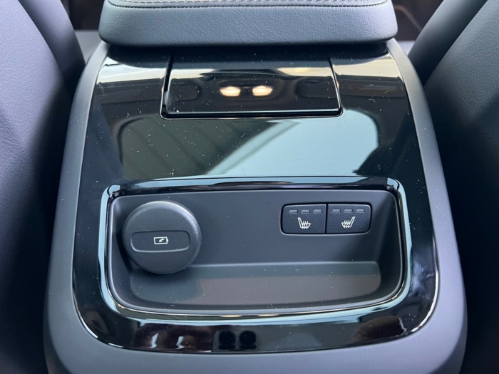 VOLVO V90 T8 eAWD XCLUSIVE Geartronic – Bild 9
