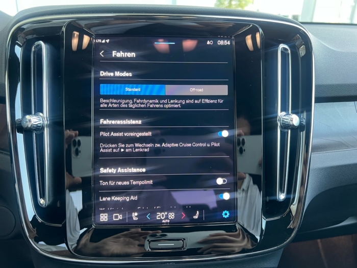 VOLVO XC40 Recharge E80 Plus AWD – Bild 13