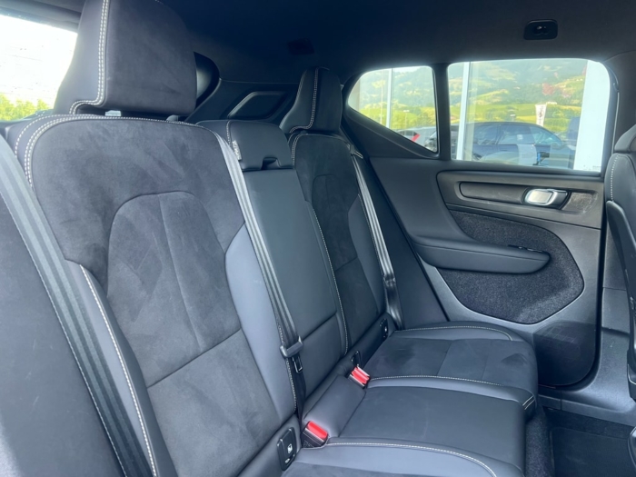VOLVO XC40 Recharge E80 Plus AWD – Bild 5