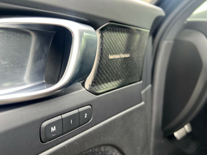 VOLVO XC40 Recharge P8 Twin AWD Pro – Bild 12