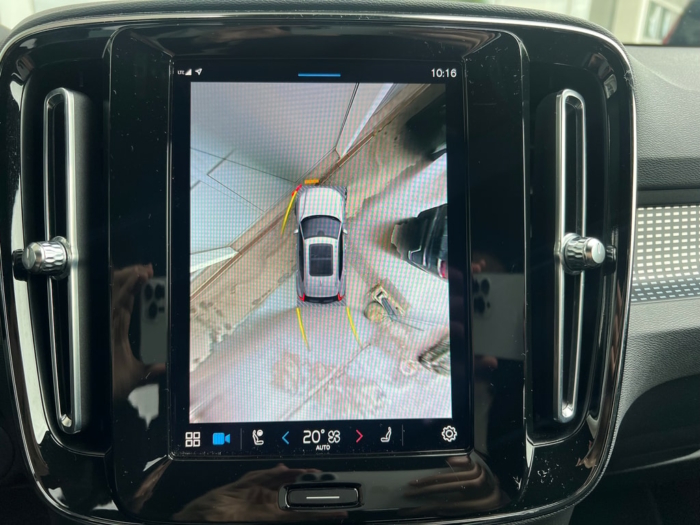 VOLVO XC40 Recharge P8 Twin AWD Pro – Bild 20