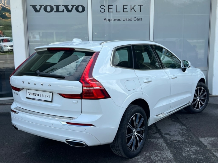 VOLVO XC60 T6 eAWD Inscription Geartronic – Bild 2