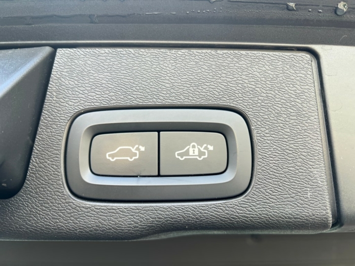 VOLVO XC60 T6 eAWD Inscription Geartronic – Bild 27