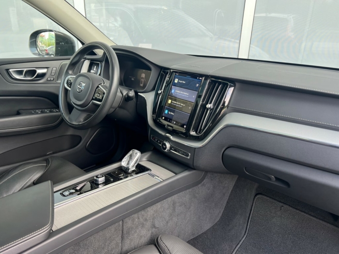VOLVO XC60 T6 eAWD Inscription Geartronic – Bild 3
