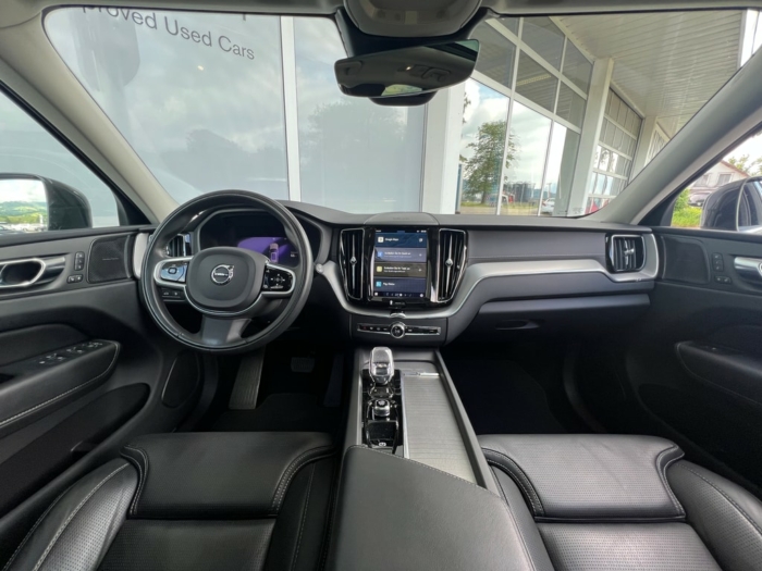 VOLVO XC60 T6 eAWD Inscription Geartronic – Bild 8