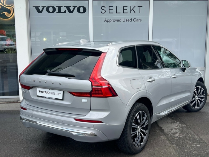 VOLVO XC60 T6 eAWD Inscription Geartronic – Bild 2