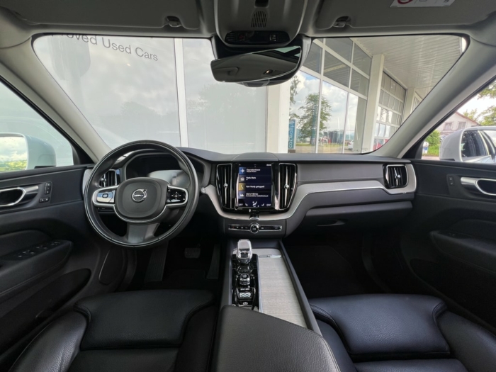 VOLVO XC60 T6 eAWD Inscription Geartronic – Bild 7