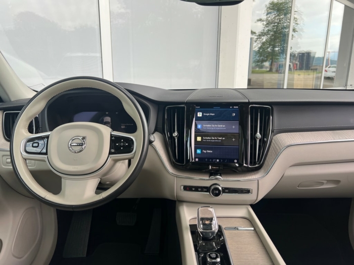 VOLVO XC60 T6 eAWD Inscription Geartronic – Bild 8
