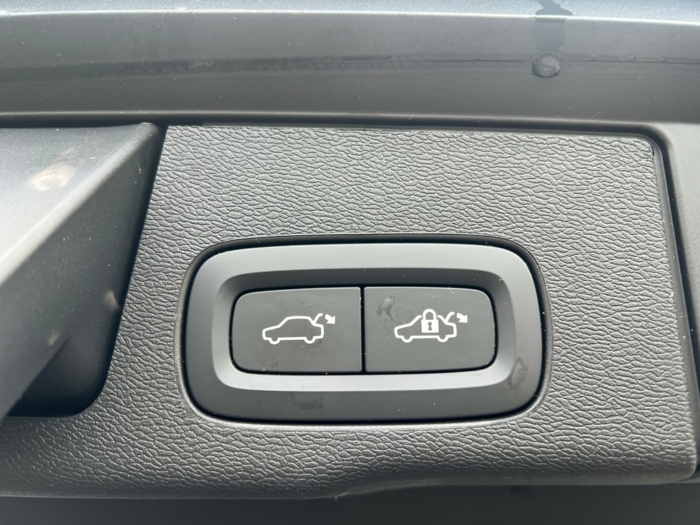 VOLVO XC60 T6 eAWD Inscription Geartronic – Bild 25