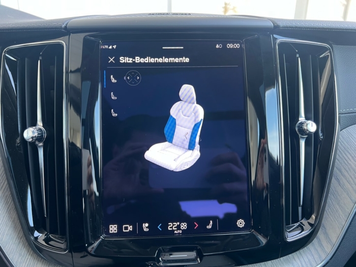 VOLVO XC60 T6 eAWD Plus Bright Geartronic – Bild 17