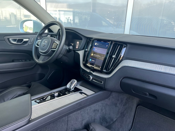 VOLVO XC60 T6 eAWD Plus Bright Geartronic – Bild 3
