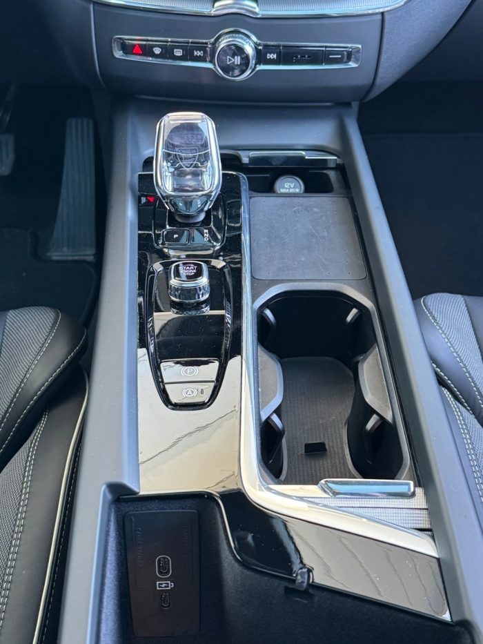 VOLVO XC60 T6 eAWD Plus Dark Geartronic – Bild 21