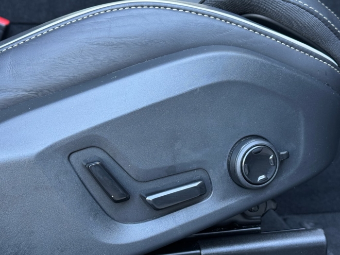 VOLVO XC60 T6 eAWD Plus Dark Geartronic – Bild 23