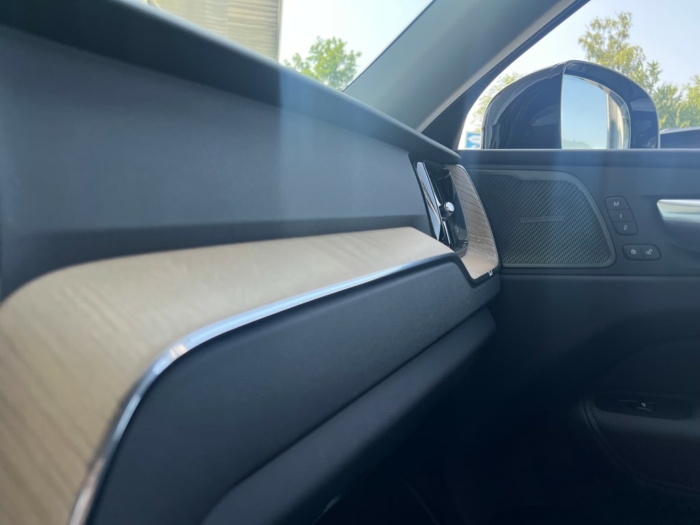 VOLVO XC60 T6 eAWD Plus Dark Geartronic – Bild 12