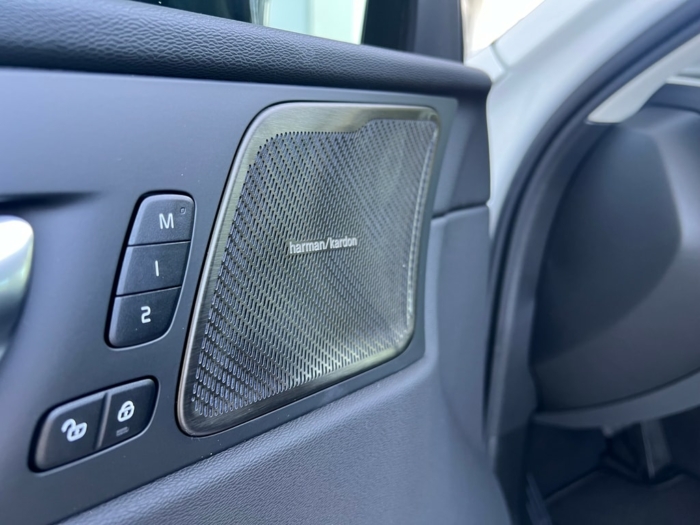 VOLVO XC60 T6 eAWD XCENTRIC Geartronic – Bild 13