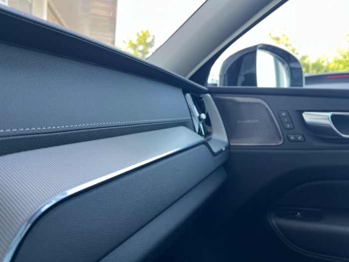 VOLVO XC60 T6 eAWD XCENTRIC Geartronic – Bild 14