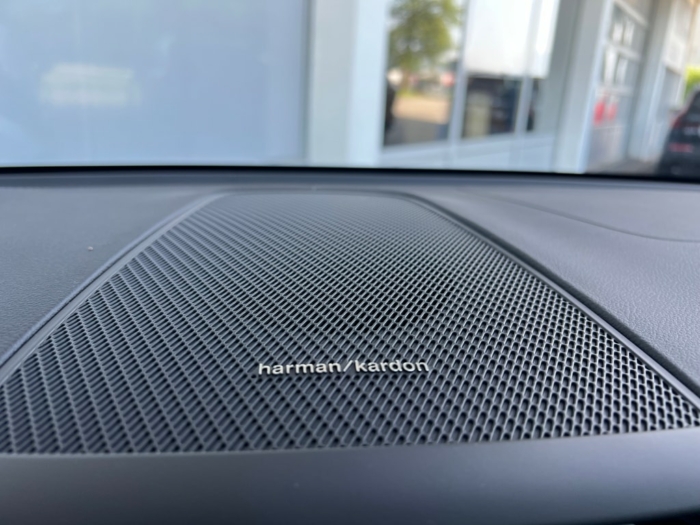 VOLVO XC60 T6 eAWD XCENTRIC Geartronic – Bild 15