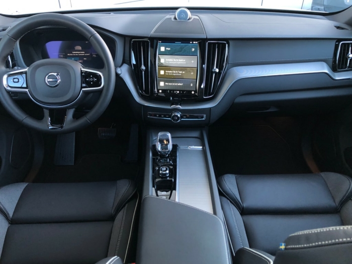 VOLVO XC60 T8 eAWD Ultimate Bright – Bild 13