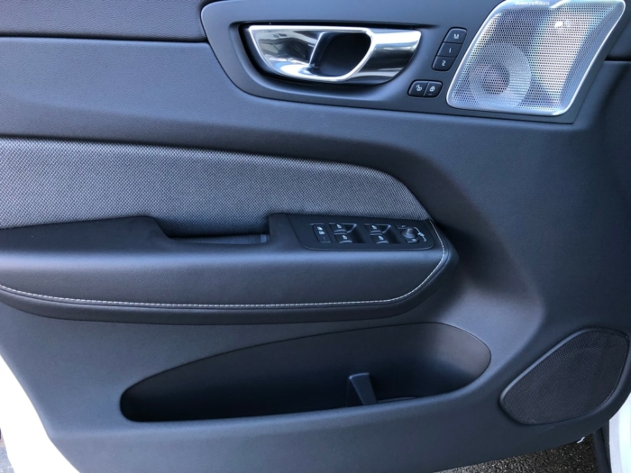 VOLVO XC60 T8 eAWD Ultimate Bright – Bild 10