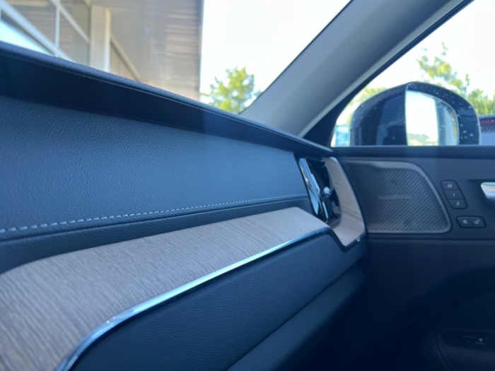 VOLVO XC60 T8 eAWD Ultra Dark Geartronic – Bild 14