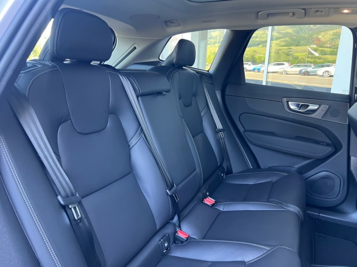 VOLVO XC60 T8 eAWD Ultra Dark Geartronic – Bild 6