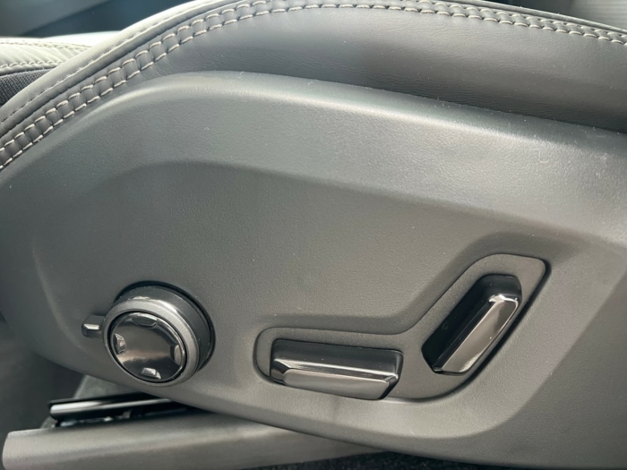 VOLVO XC90 T8 eAWD Ultra Dark Geartronic – Bild 7