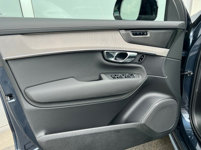 VOLVO XC90 T8 eAWD Ultra Dark Geartronic – Bild 15